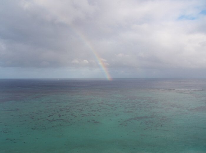 タモン湾の虹
